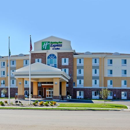 Holiday Inn Express & Suites - Williston By Ihg Екстер'єр фото