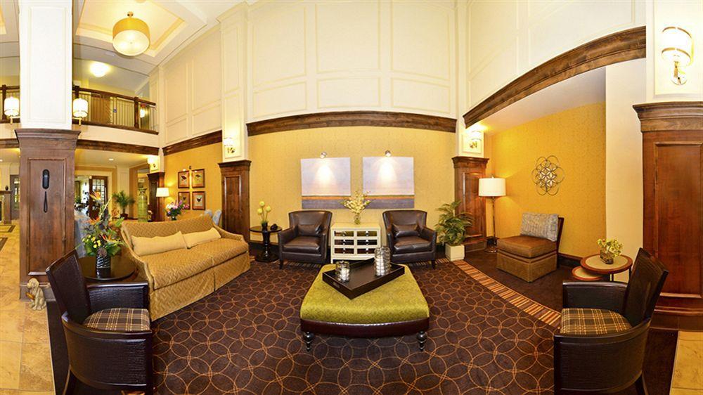 Holiday Inn Express & Suites - Williston By Ihg Екстер'єр фото