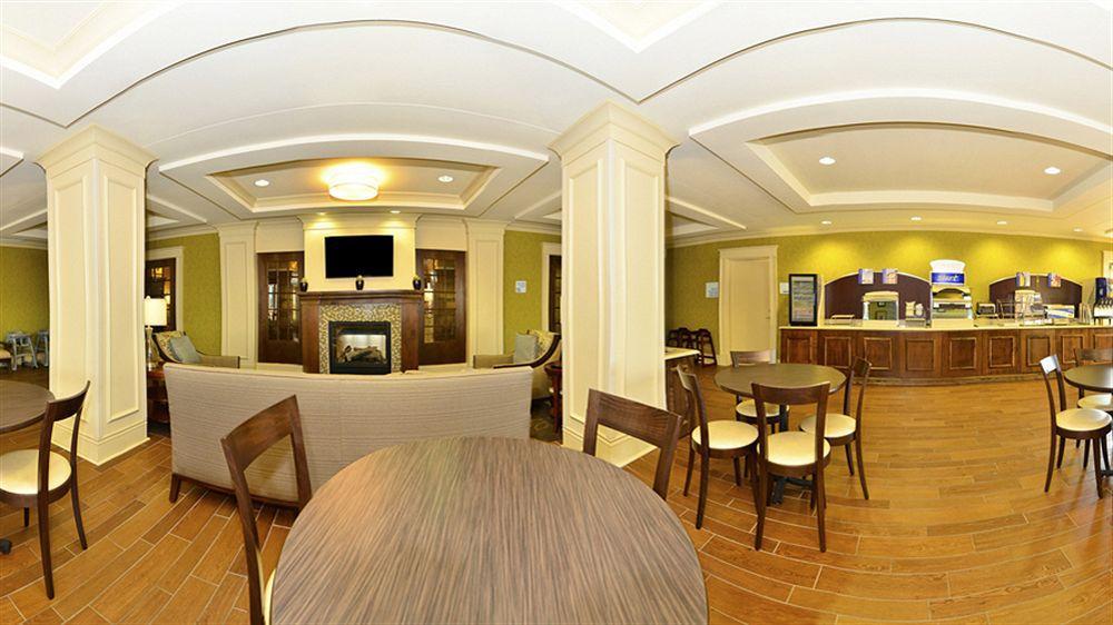 Holiday Inn Express & Suites - Williston By Ihg Екстер'єр фото