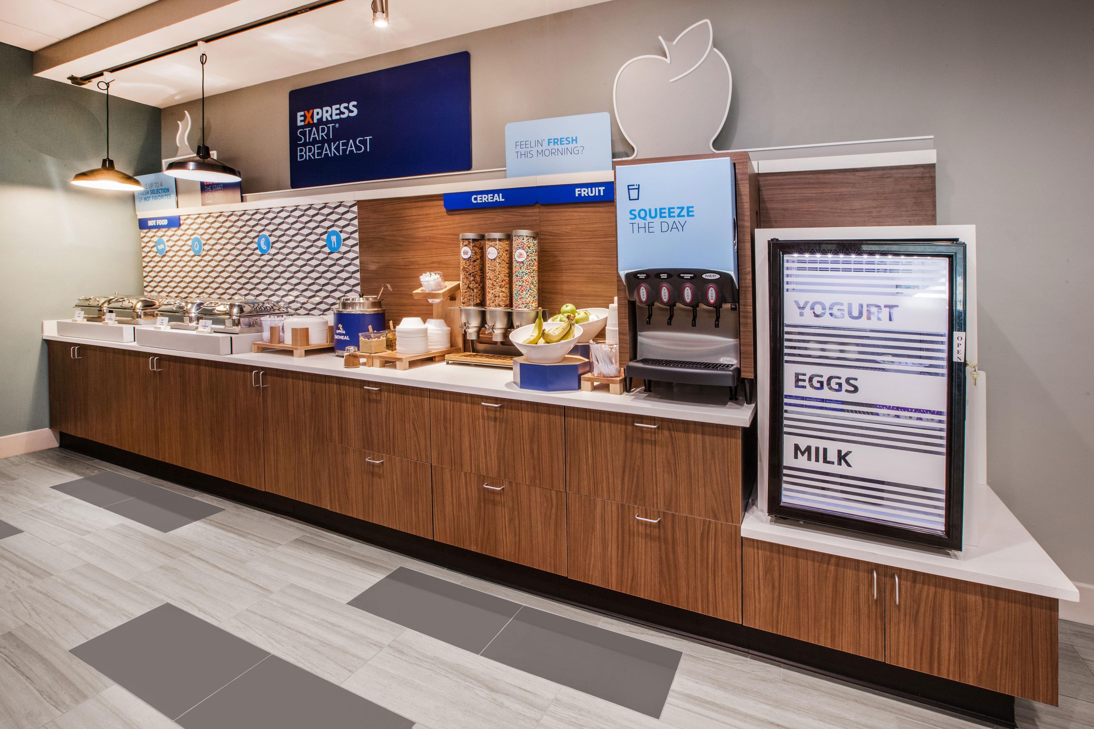 Holiday Inn Express & Suites - Williston By Ihg Екстер'єр фото