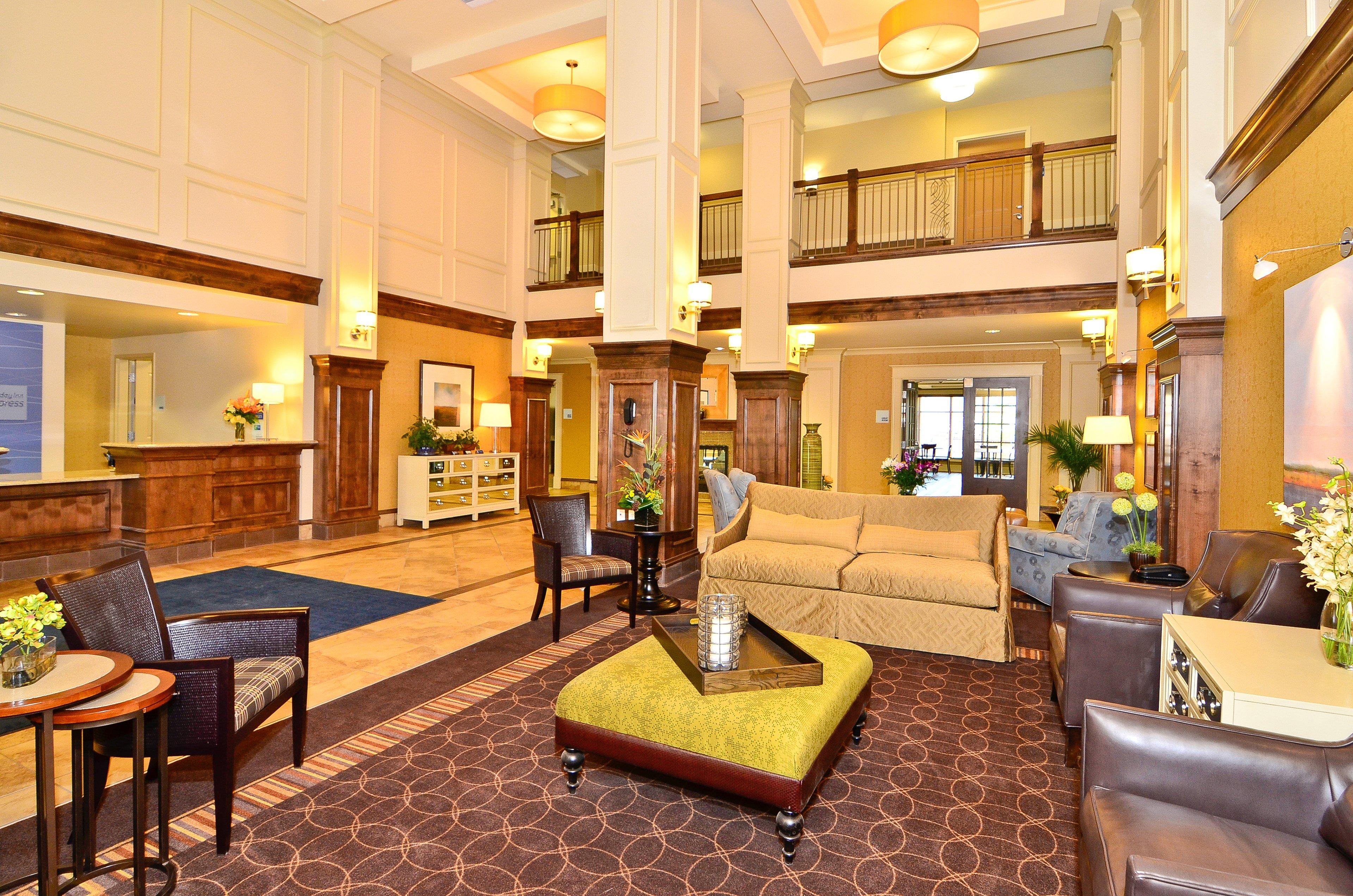 Holiday Inn Express & Suites - Williston By Ihg Екстер'єр фото