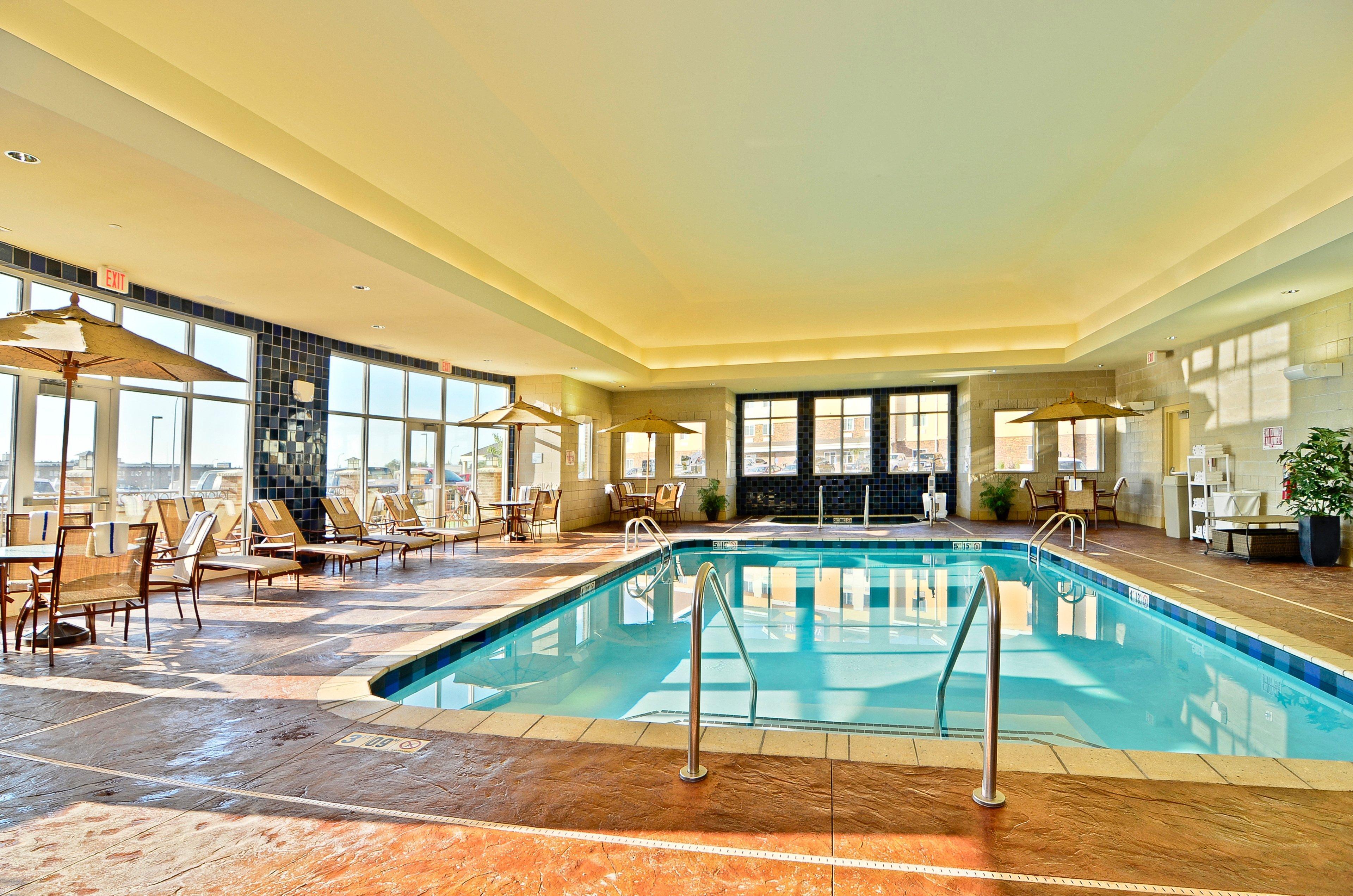 Holiday Inn Express & Suites - Williston By Ihg Екстер'єр фото