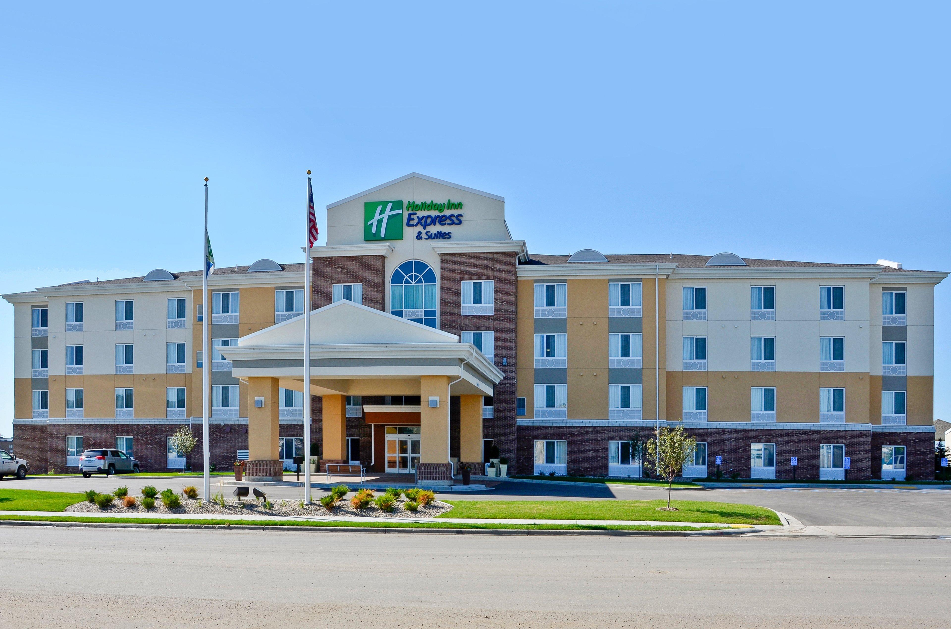 Holiday Inn Express & Suites - Williston By Ihg Екстер'єр фото