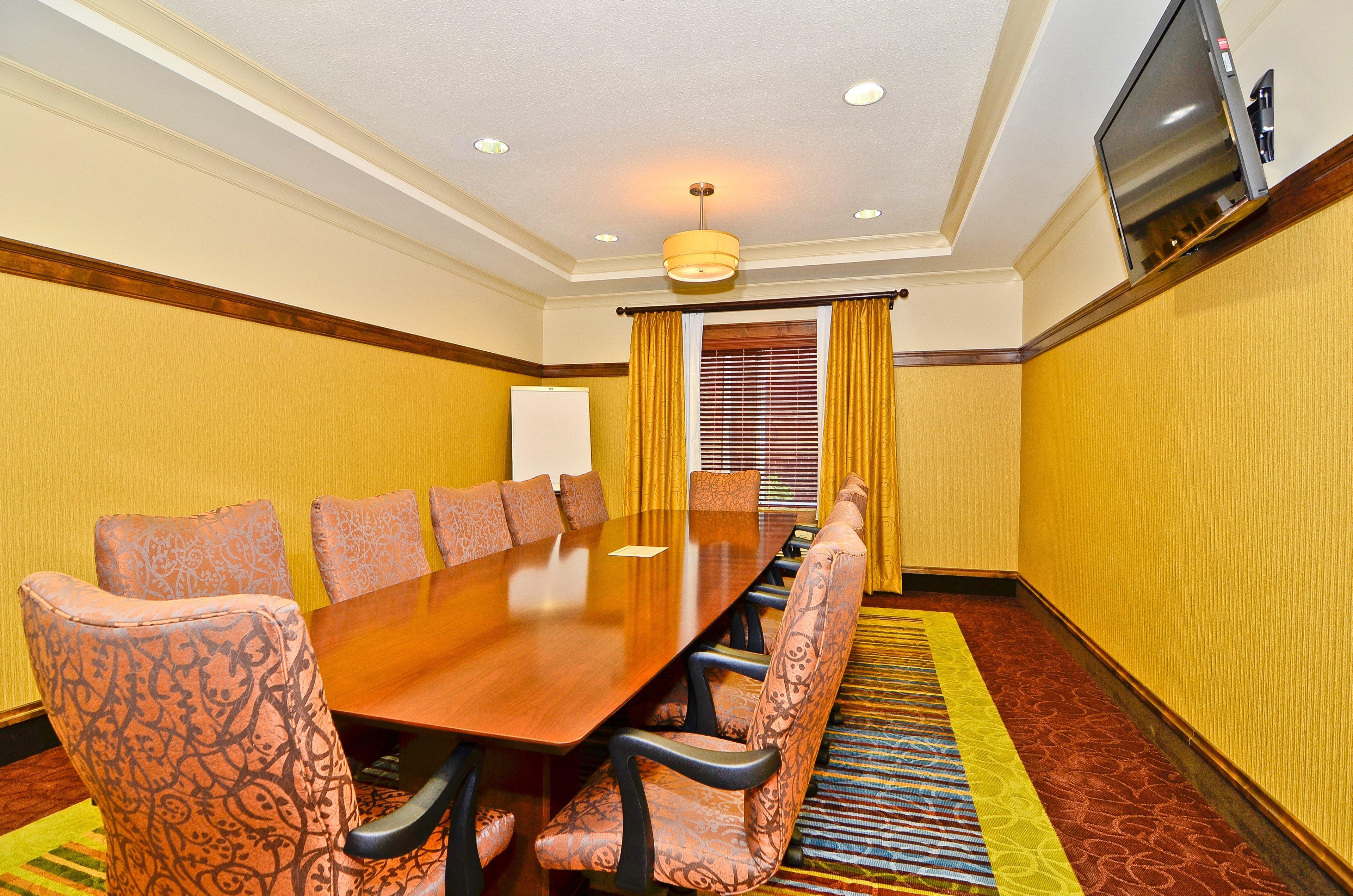 Holiday Inn Express & Suites - Williston By Ihg Екстер'єр фото