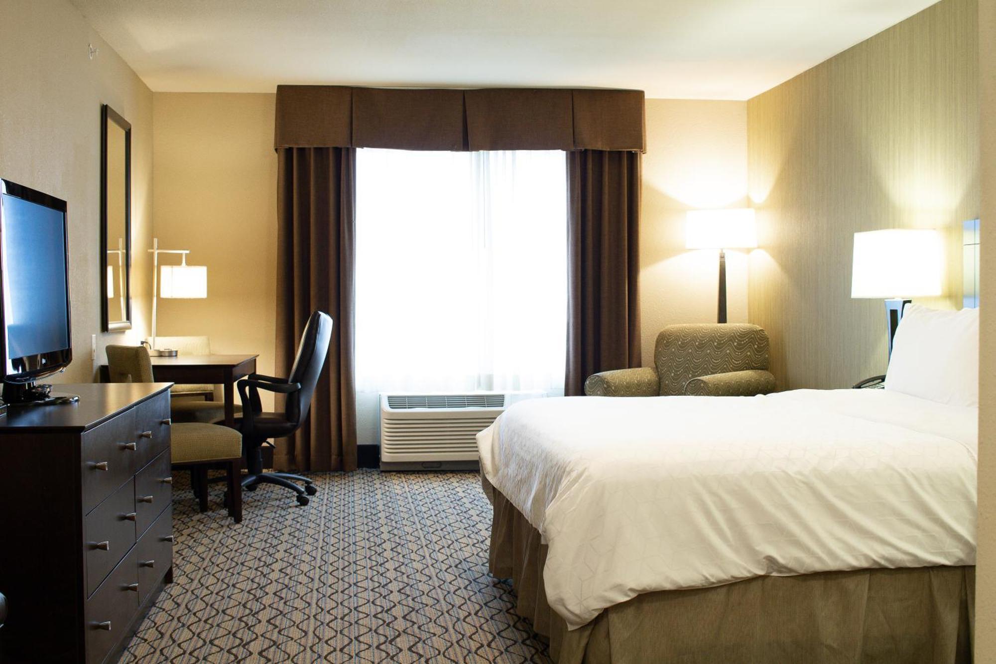 Holiday Inn Express & Suites - Williston By Ihg Екстер'єр фото