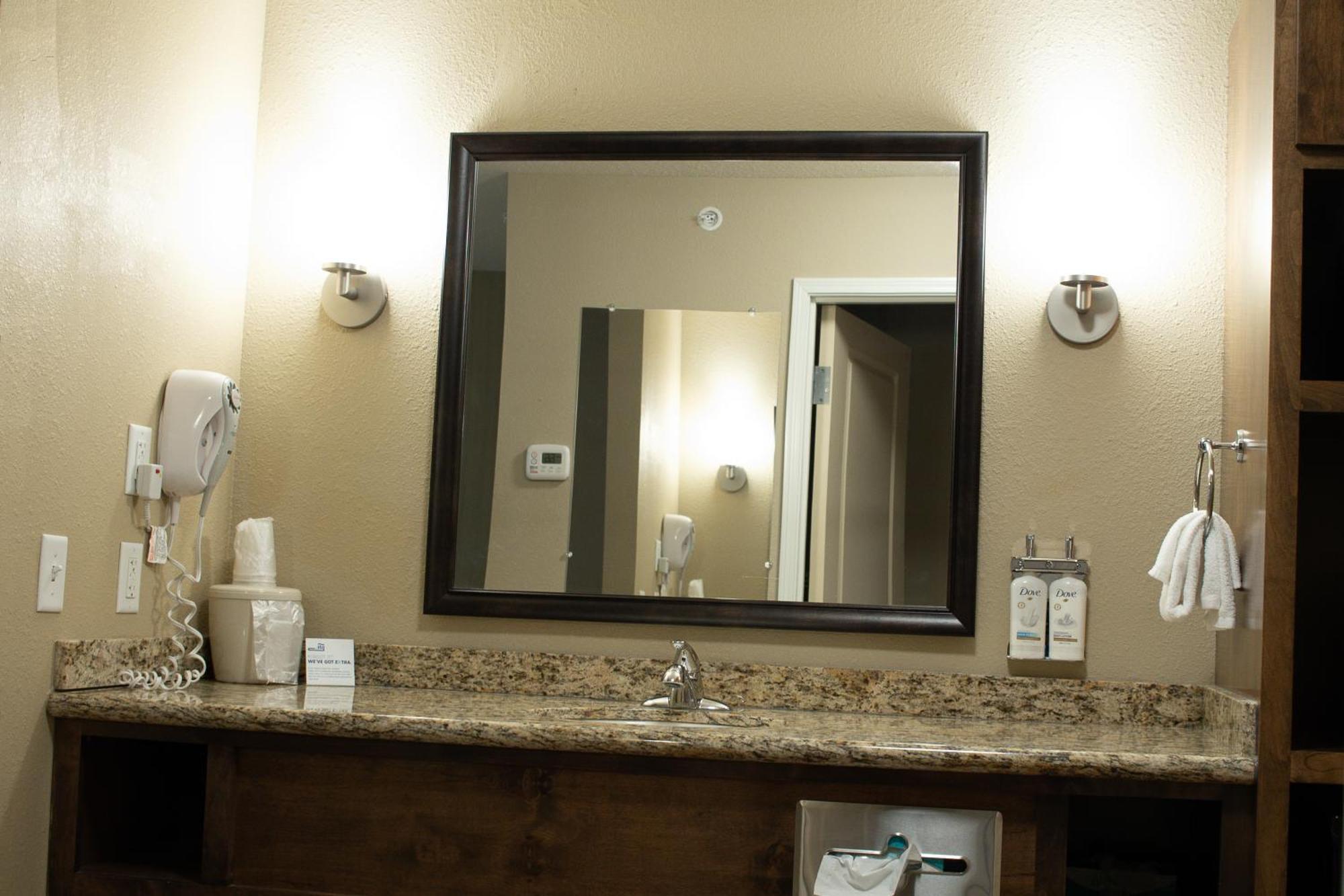 Holiday Inn Express & Suites - Williston By Ihg Екстер'єр фото